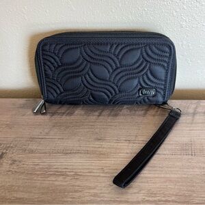 Lug Splits XL Wristlet RFID Wallet Black Qulited Removable Strap Travel Quilted